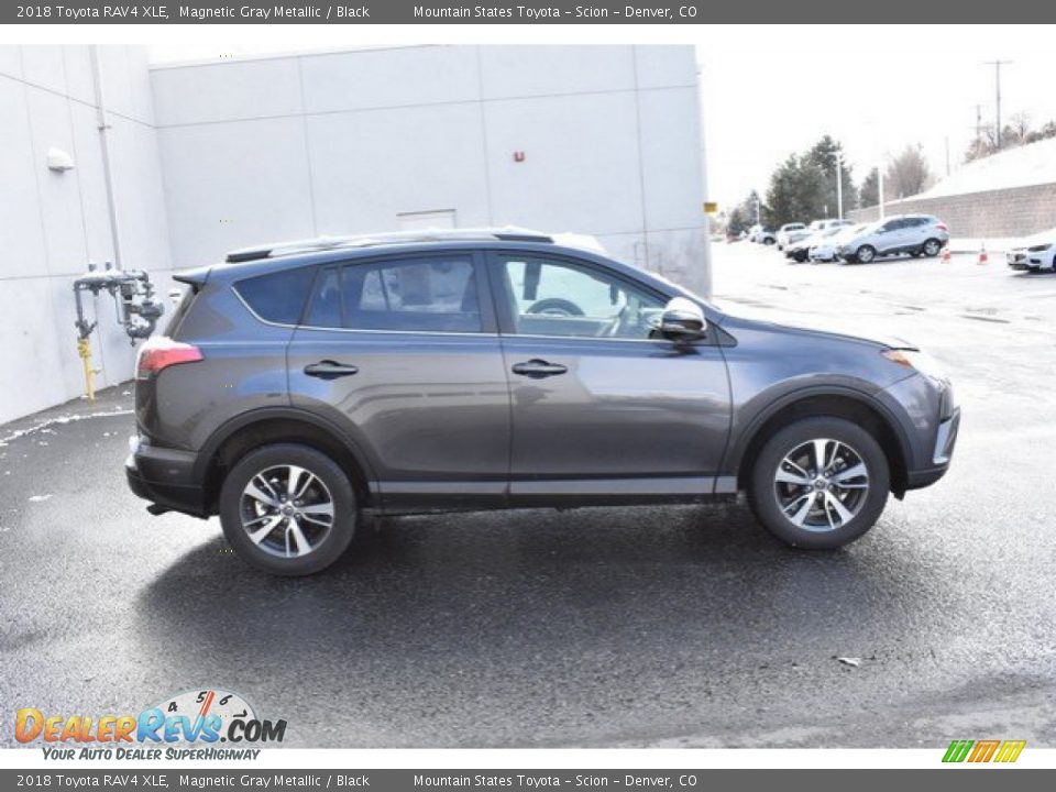 2018 Toyota RAV4 XLE Magnetic Gray Metallic / Black Photo #7