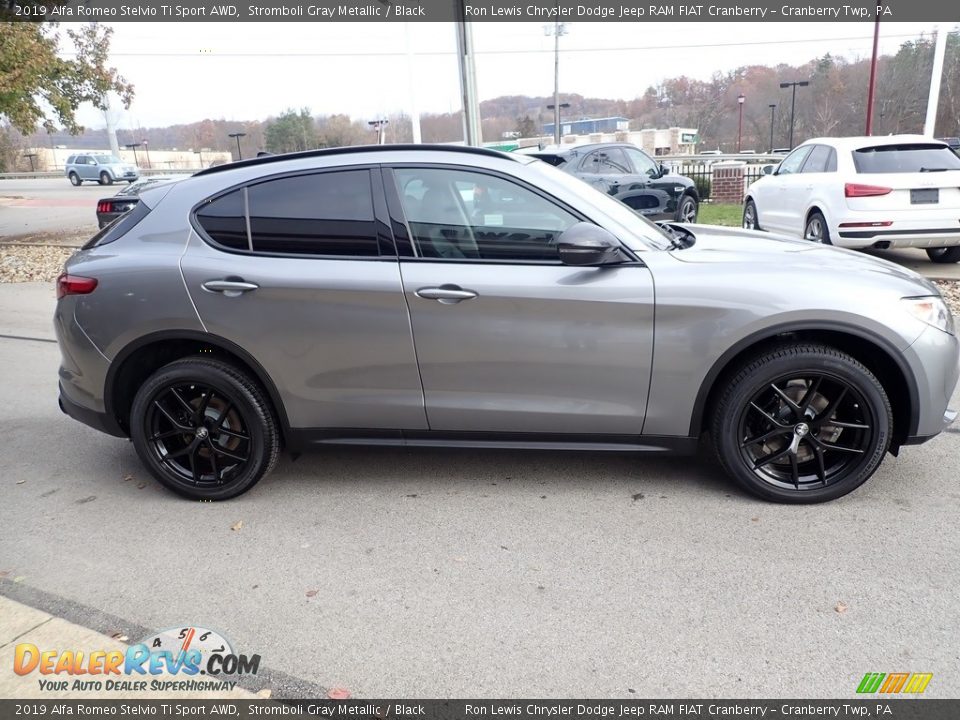 2019 Alfa Romeo Stelvio Ti Sport AWD Stromboli Gray Metallic / Black Photo #7