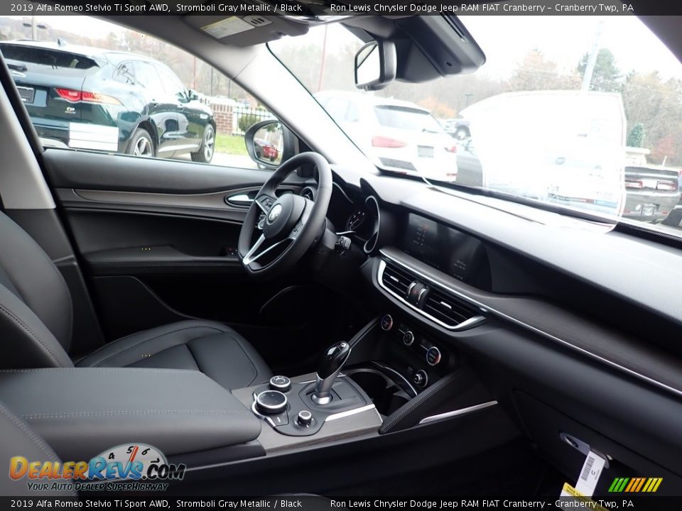 2019 Alfa Romeo Stelvio Ti Sport AWD Stromboli Gray Metallic / Black Photo #12