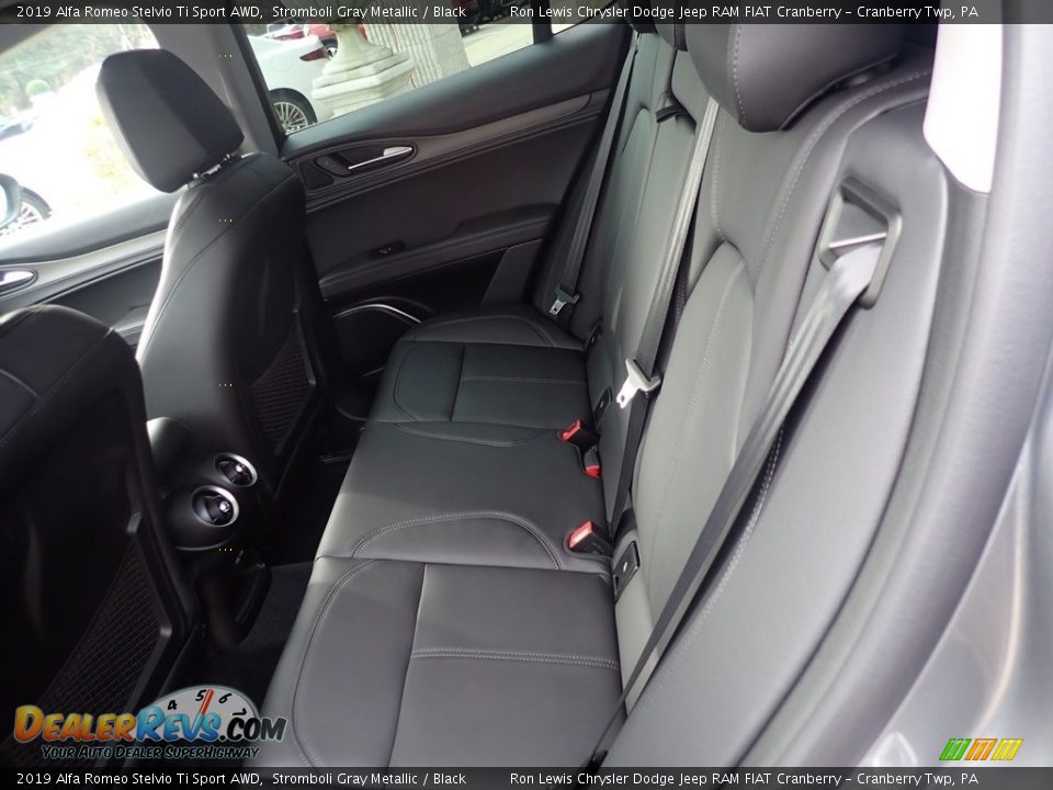 2019 Alfa Romeo Stelvio Ti Sport AWD Stromboli Gray Metallic / Black Photo #13