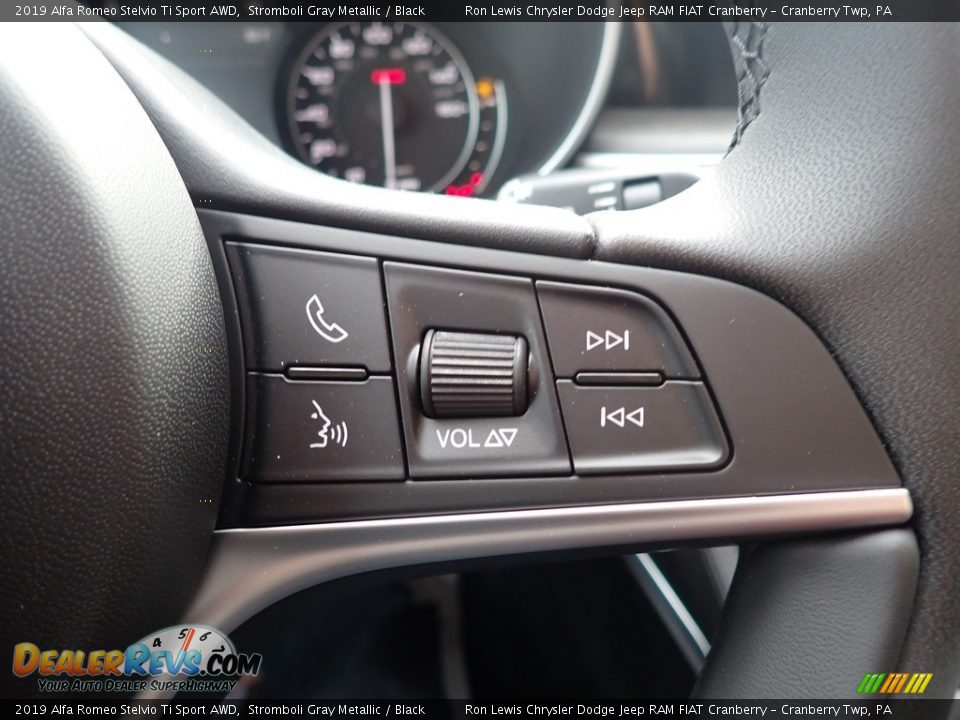 2019 Alfa Romeo Stelvio Ti Sport AWD Stromboli Gray Metallic / Black Photo #19