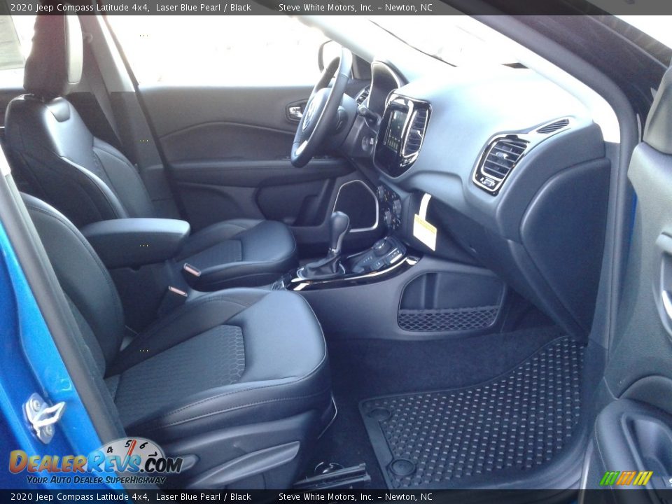 2020 Jeep Compass Latitude 4x4 Laser Blue Pearl / Black Photo #14