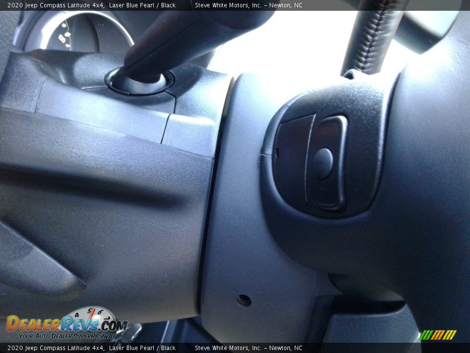 2020 Jeep Compass Latitude 4x4 Laser Blue Pearl / Black Photo #16