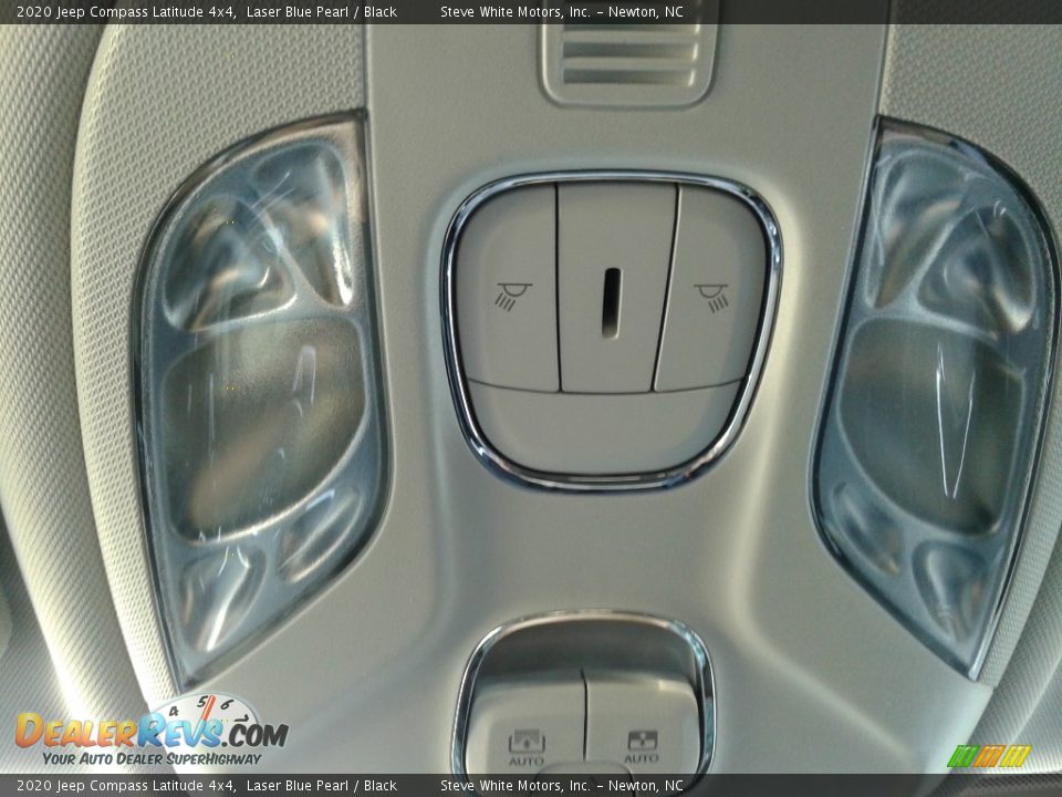 2020 Jeep Compass Latitude 4x4 Laser Blue Pearl / Black Photo #29