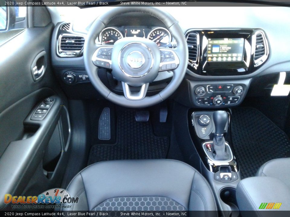 2020 Jeep Compass Latitude 4x4 Laser Blue Pearl / Black Photo #31