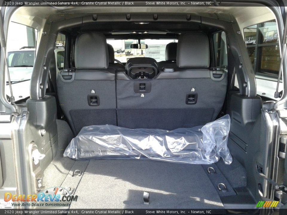 2020 Jeep Wrangler Unlimited Sahara 4x4 Granite Crystal Metallic / Black Photo #12