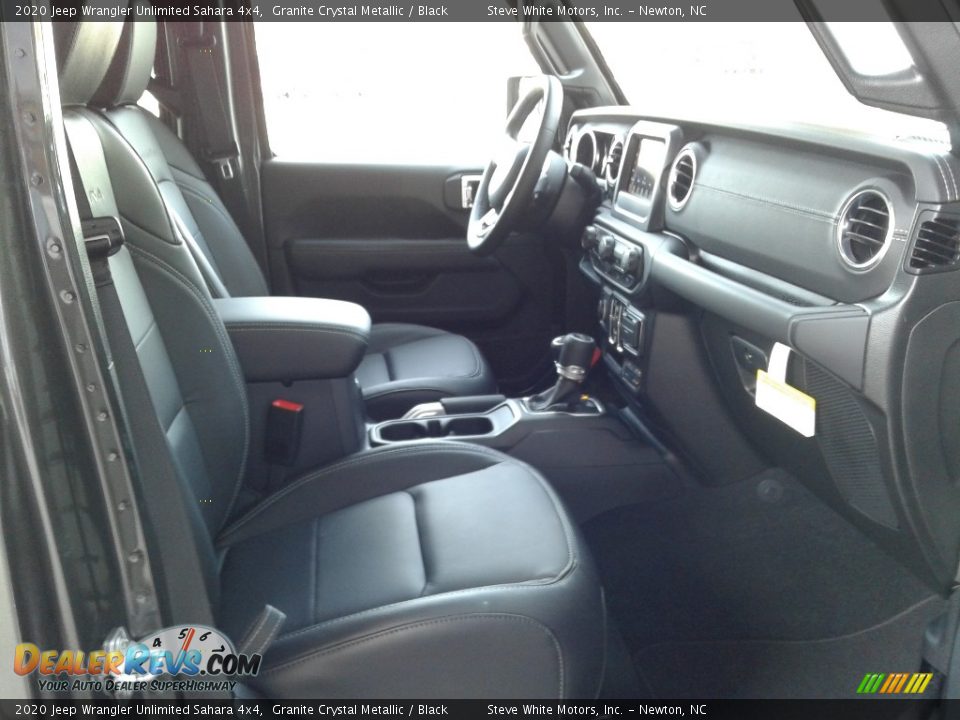 2020 Jeep Wrangler Unlimited Sahara 4x4 Granite Crystal Metallic / Black Photo #14