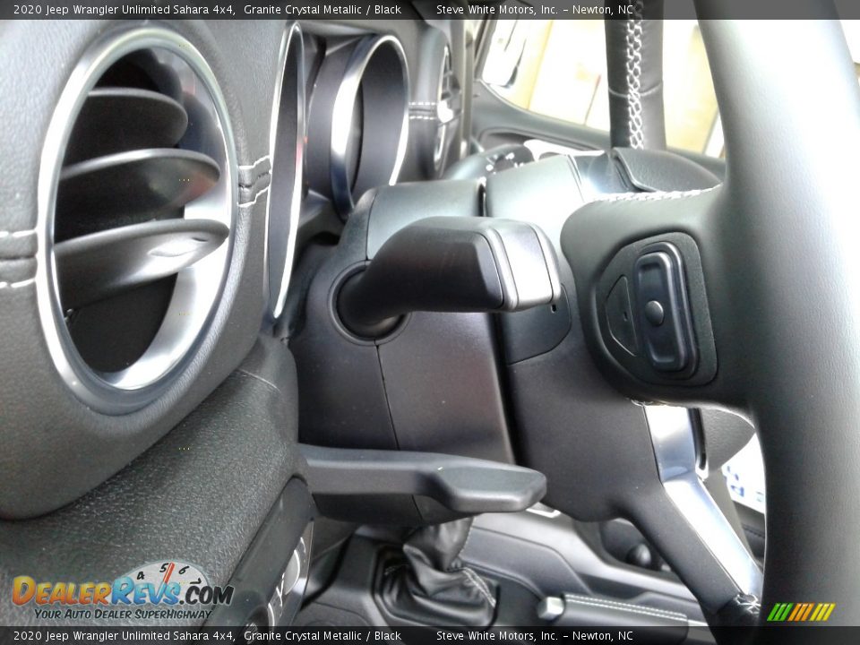 2020 Jeep Wrangler Unlimited Sahara 4x4 Granite Crystal Metallic / Black Photo #15