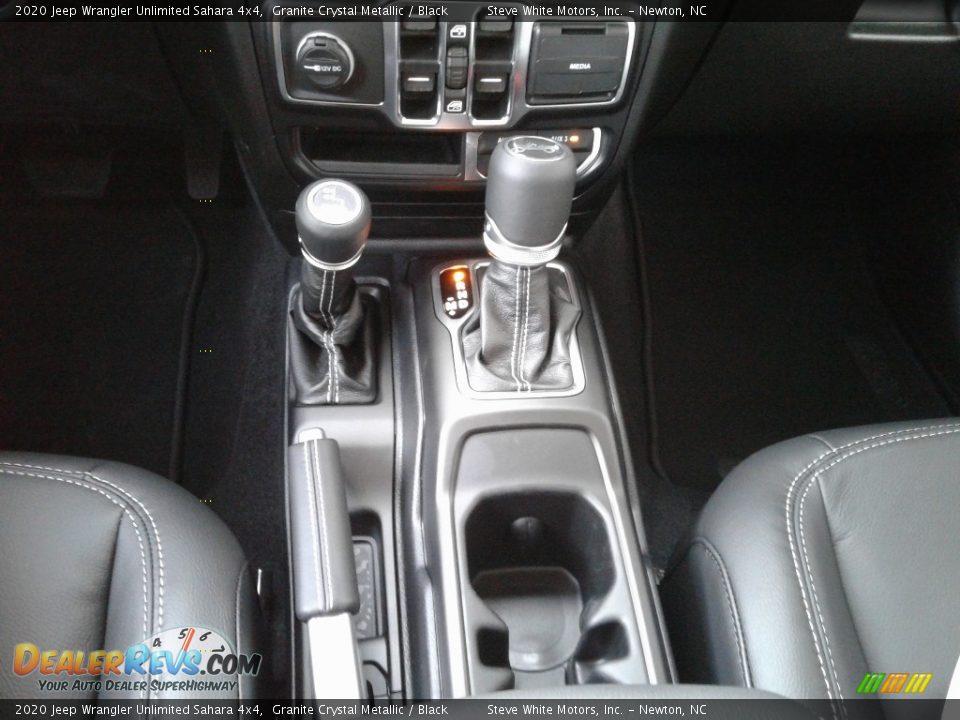 2020 Jeep Wrangler Unlimited Sahara 4x4 Granite Crystal Metallic / Black Photo #27
