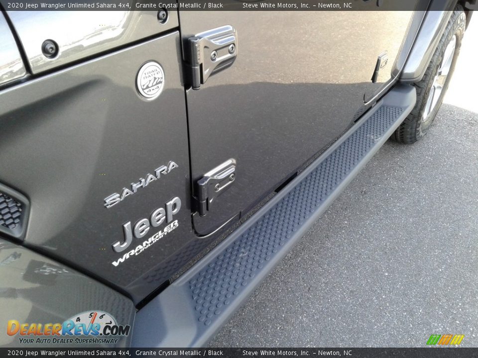 2020 Jeep Wrangler Unlimited Sahara 4x4 Granite Crystal Metallic / Black Photo #31
