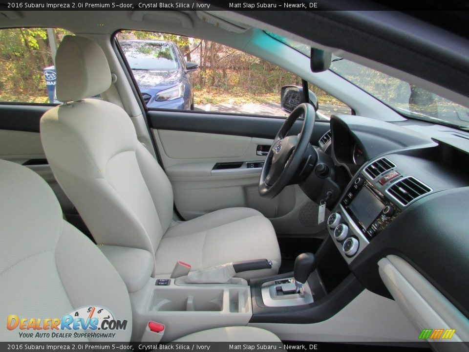 2016 Subaru Impreza 2.0i Premium 5-door Crystal Black Silica / Ivory Photo #17