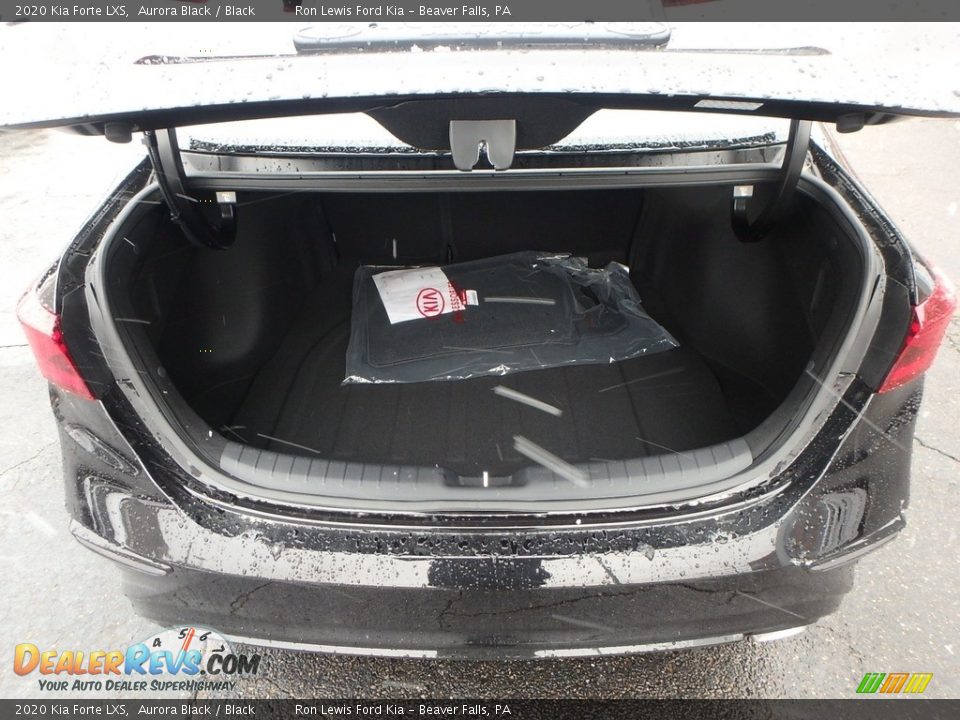 2020 Kia Forte LXS Aurora Black / Black Photo #4
