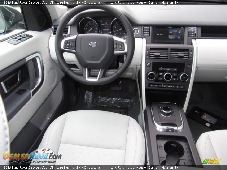 Dashboard of 2019 Land Rover Discovery Sport SE Photo #14