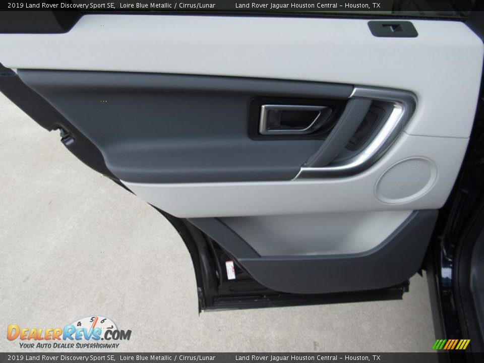 Door Panel of 2019 Land Rover Discovery Sport SE Photo #21
