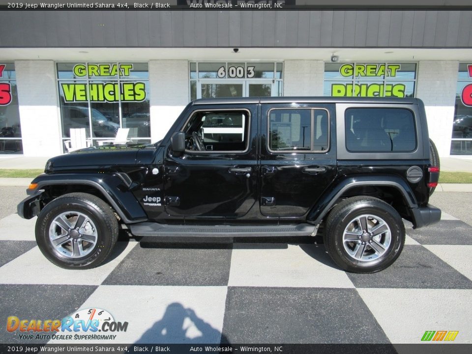 2019 Jeep Wrangler Unlimited Sahara 4x4 Black / Black Photo #1