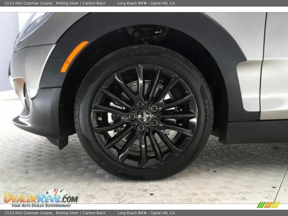 2019 Mini Clubman Cooper Melting Silver / Carbon Black Photo #8