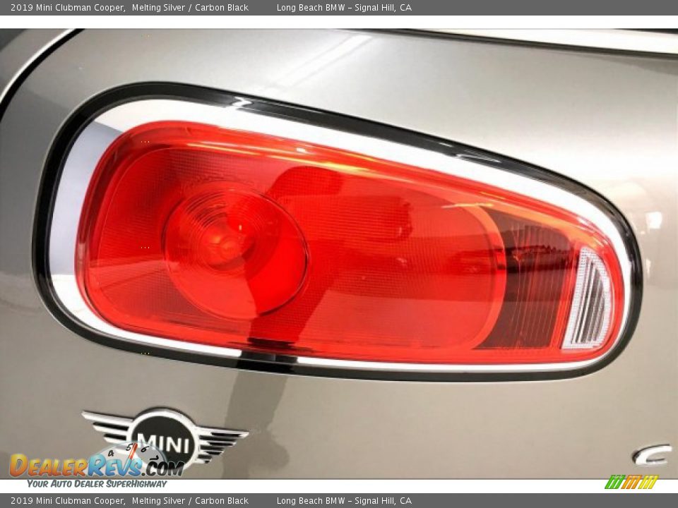2019 Mini Clubman Cooper Melting Silver / Carbon Black Photo #22