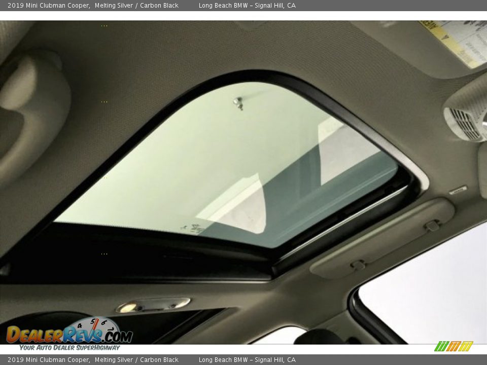 2019 Mini Clubman Cooper Melting Silver / Carbon Black Photo #25