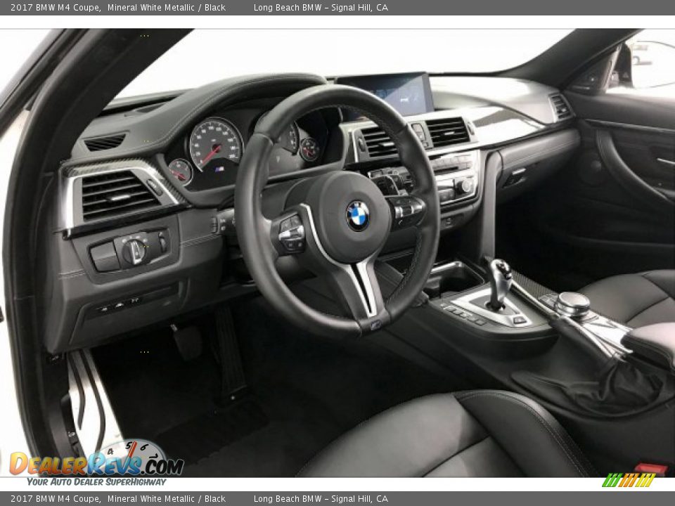 2017 BMW M4 Coupe Mineral White Metallic / Black Photo #17
