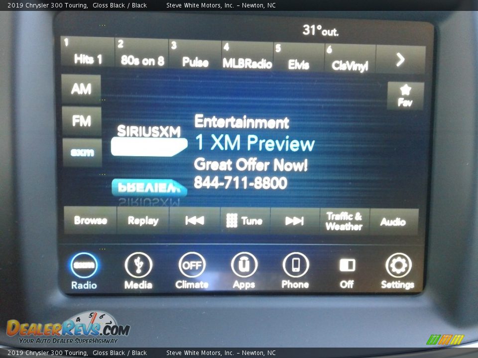 2019 Chrysler 300 Touring Gloss Black / Black Photo #20