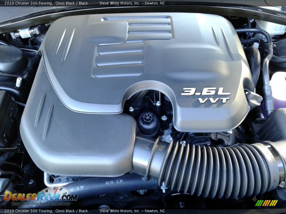 2019 Chrysler 300 Touring Gloss Black / Black Photo #29