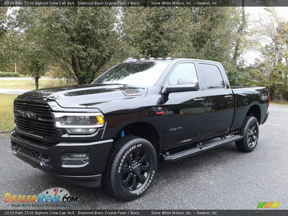 Front 3/4 View of 2019 Ram 2500 Bighorn Crew Cab 4x4 Photo #2