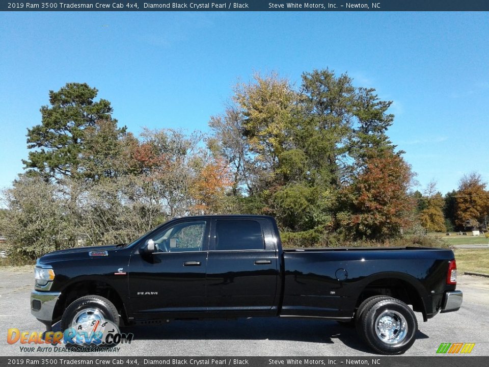 Diamond Black Crystal Pearl 2019 Ram 3500 Tradesman Crew Cab 4x4 Photo #1