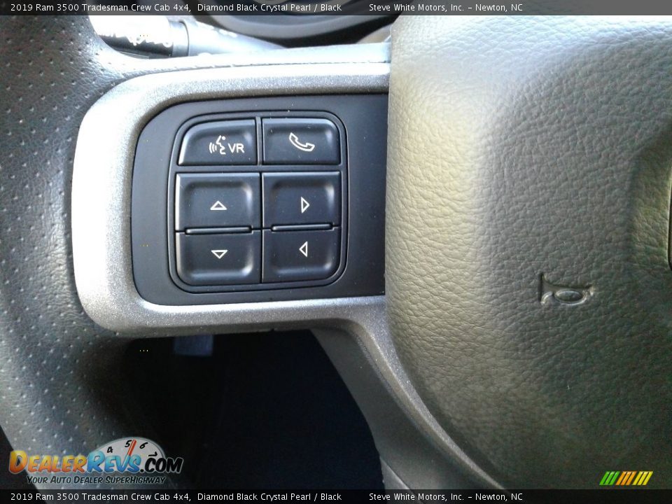 2019 Ram 3500 Tradesman Crew Cab 4x4 Steering Wheel Photo #16