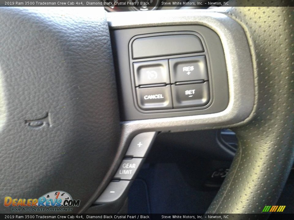2019 Ram 3500 Tradesman Crew Cab 4x4 Steering Wheel Photo #17
