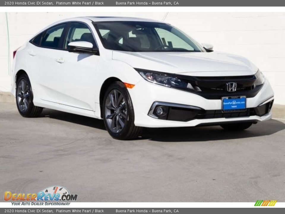 Front 3/4 View of 2020 Honda Civic EX Sedan Photo #1
