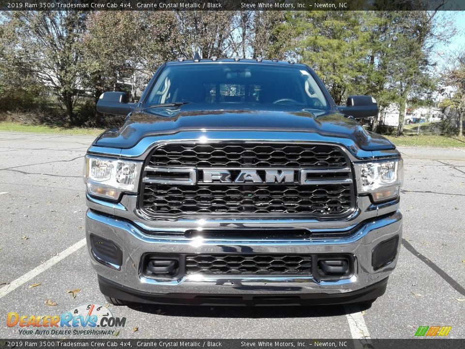 2019 Ram 3500 Tradesman Crew Cab 4x4 Granite Crystal Metallic / Black Photo #3