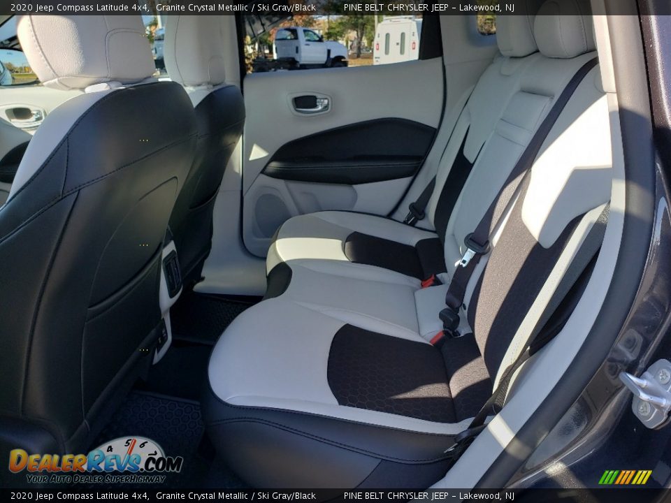 2020 Jeep Compass Latitude 4x4 Granite Crystal Metallic / Ski Gray/Black Photo #6