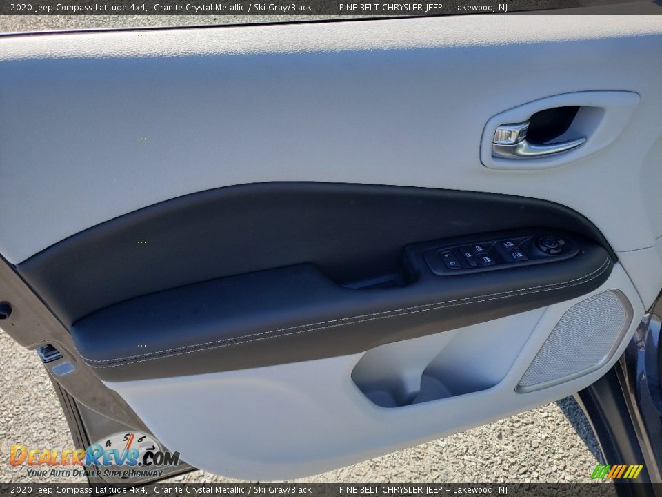 2020 Jeep Compass Latitude 4x4 Granite Crystal Metallic / Ski Gray/Black Photo #8