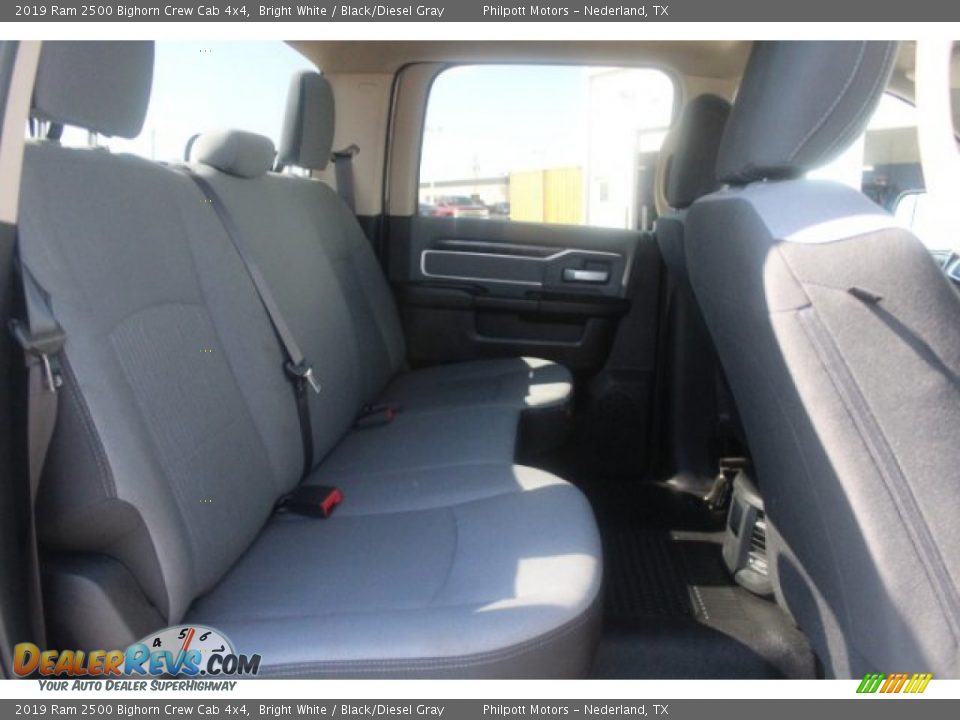 2019 Ram 2500 Bighorn Crew Cab 4x4 Bright White / Black/Diesel Gray Photo #26