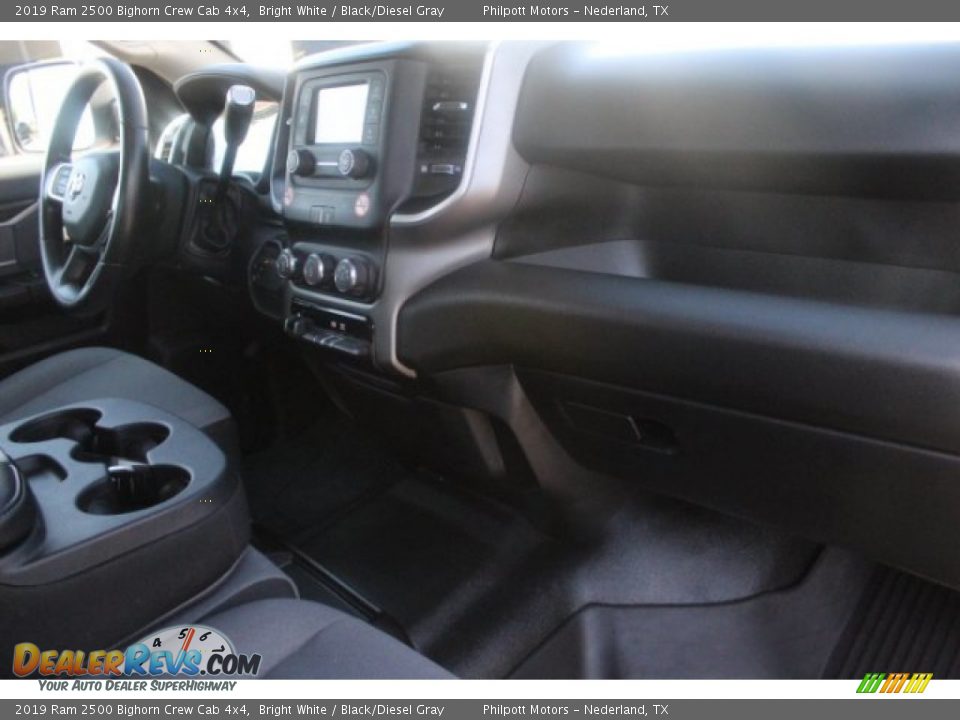 2019 Ram 2500 Bighorn Crew Cab 4x4 Bright White / Black/Diesel Gray Photo #28