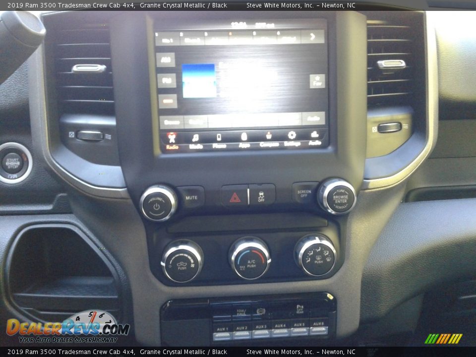 2019 Ram 3500 Tradesman Crew Cab 4x4 Granite Crystal Metallic / Black Photo #19
