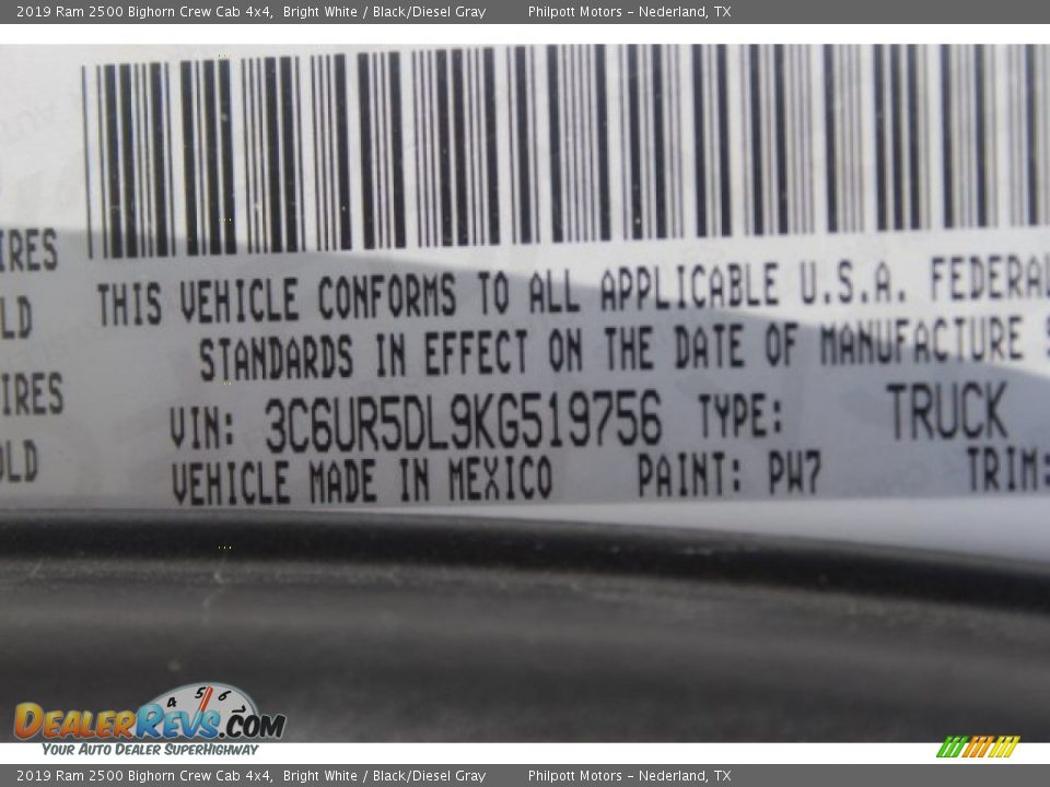 2019 Ram 2500 Bighorn Crew Cab 4x4 Bright White / Black/Diesel Gray Photo #32