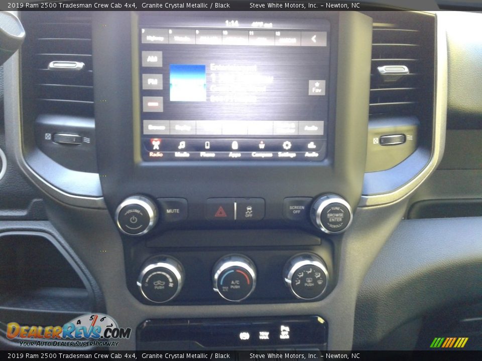 2019 Ram 2500 Tradesman Crew Cab 4x4 Granite Crystal Metallic / Black Photo #18