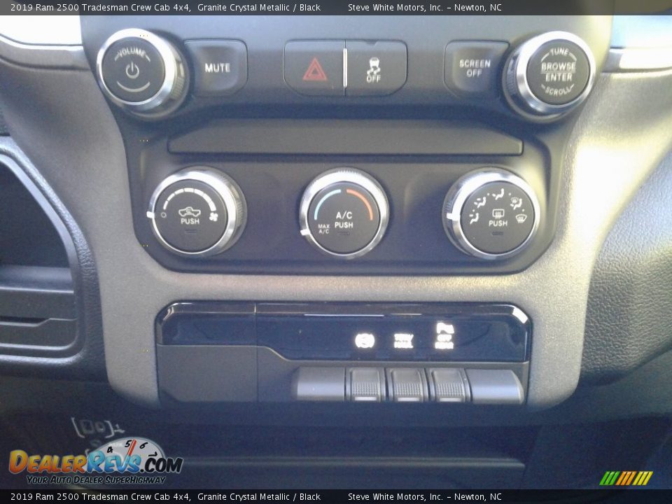 2019 Ram 2500 Tradesman Crew Cab 4x4 Granite Crystal Metallic / Black Photo #21