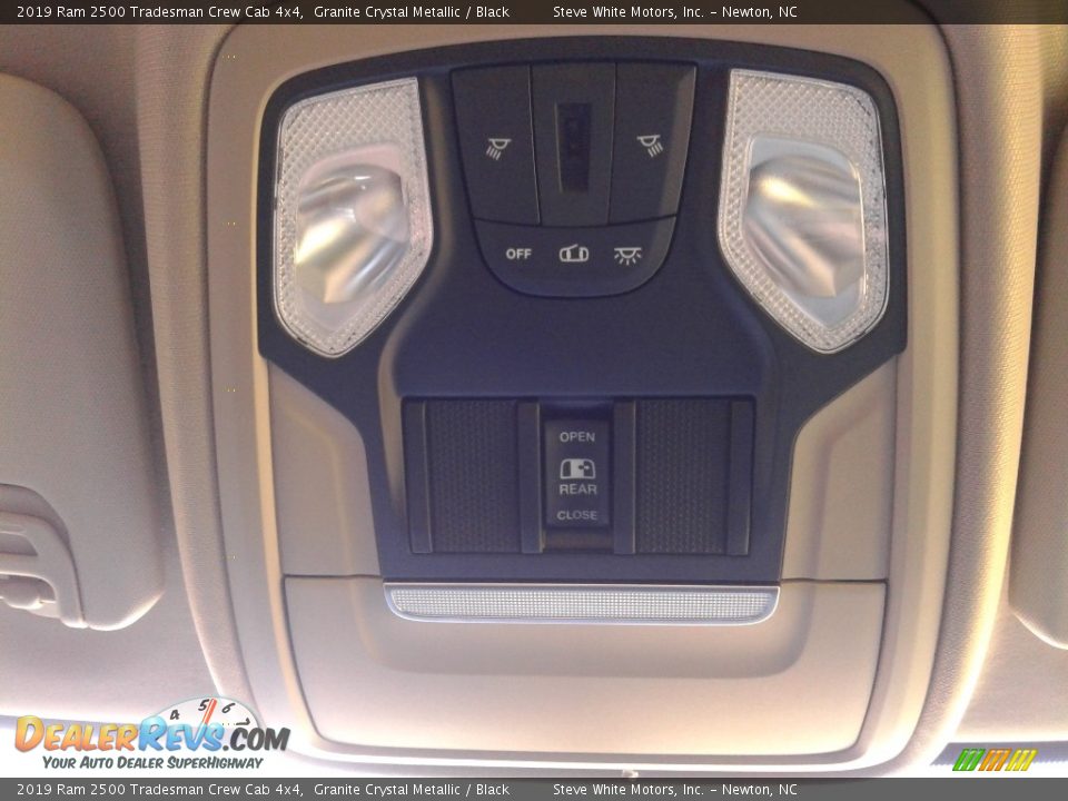 2019 Ram 2500 Tradesman Crew Cab 4x4 Granite Crystal Metallic / Black Photo #23