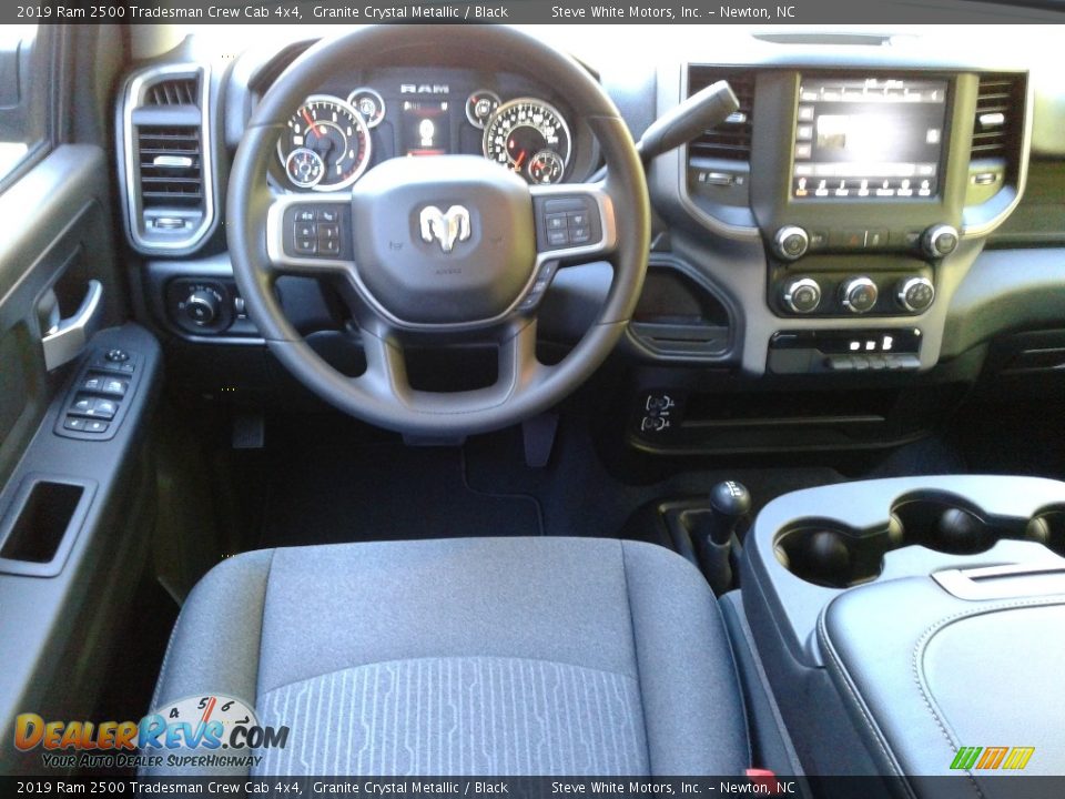2019 Ram 2500 Tradesman Crew Cab 4x4 Granite Crystal Metallic / Black Photo #24