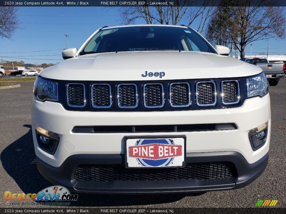 2020 Jeep Compass Latitude 4x4 White / Black Photo #2