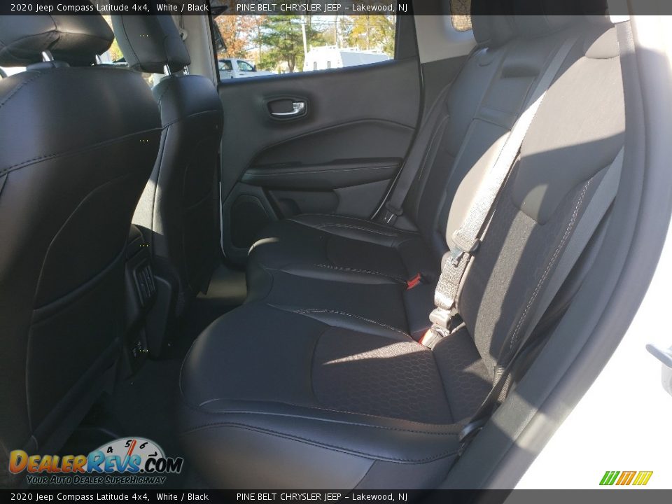 2020 Jeep Compass Latitude 4x4 White / Black Photo #6