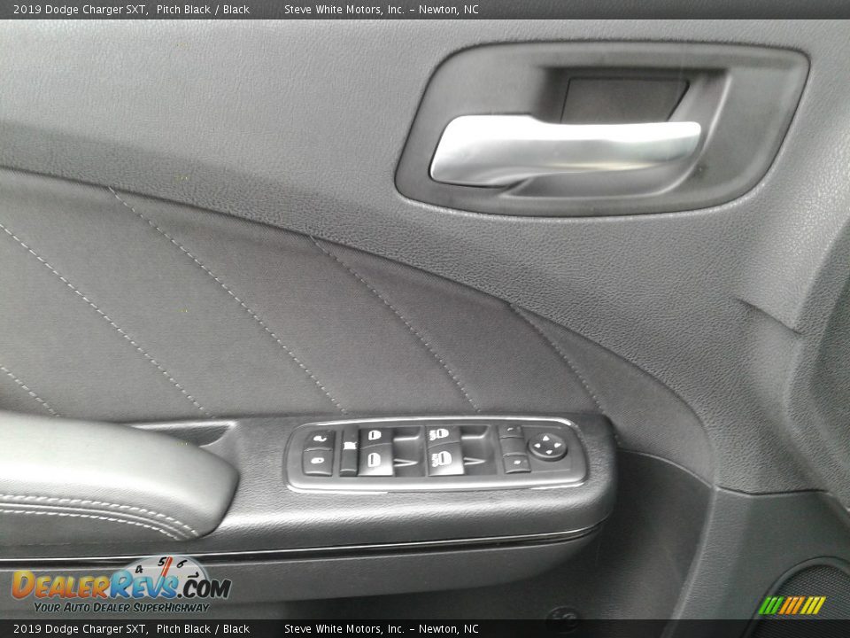 2019 Dodge Charger SXT Pitch Black / Black Photo #9