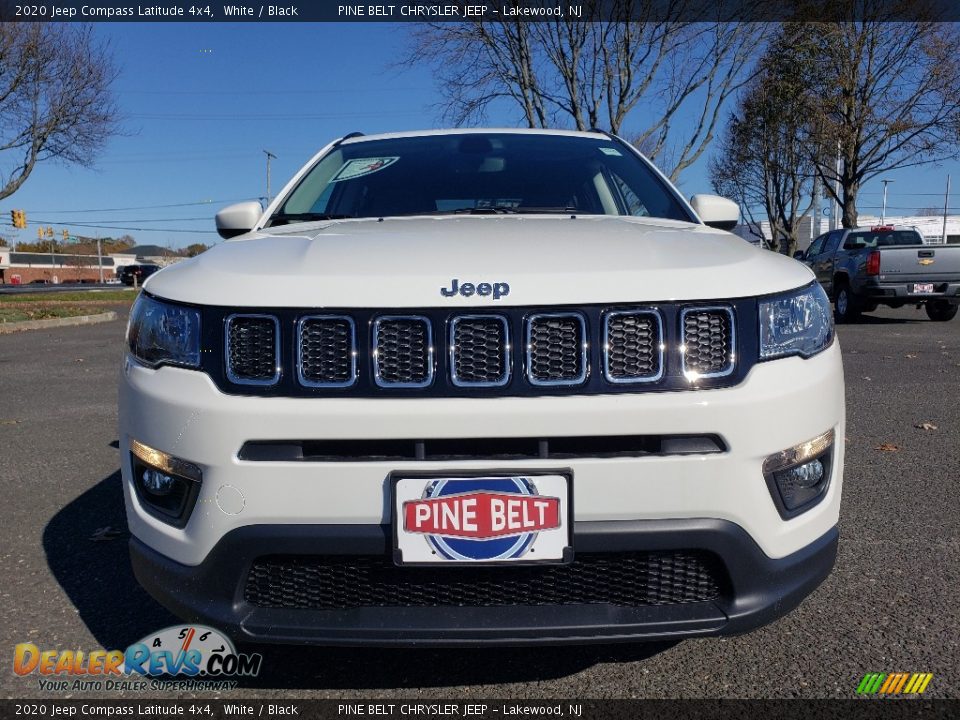 2020 Jeep Compass Latitude 4x4 White / Black Photo #2