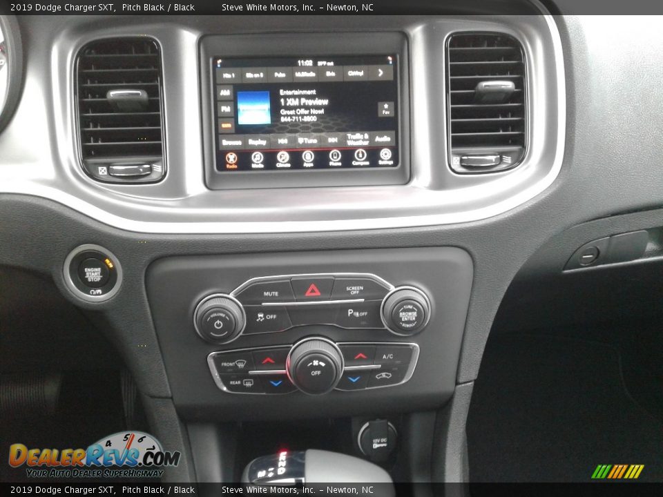 2019 Dodge Charger SXT Pitch Black / Black Photo #19