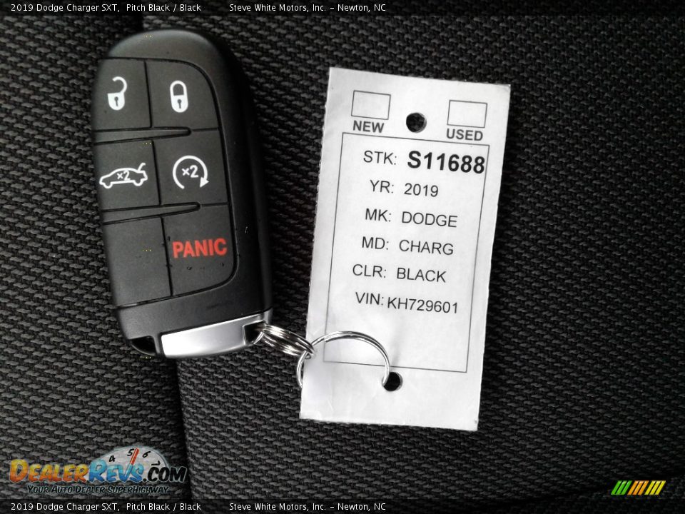 2019 Dodge Charger SXT Pitch Black / Black Photo #28