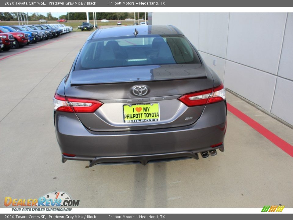 2020 Toyota Camry SE Predawn Gray Mica / Black Photo #7