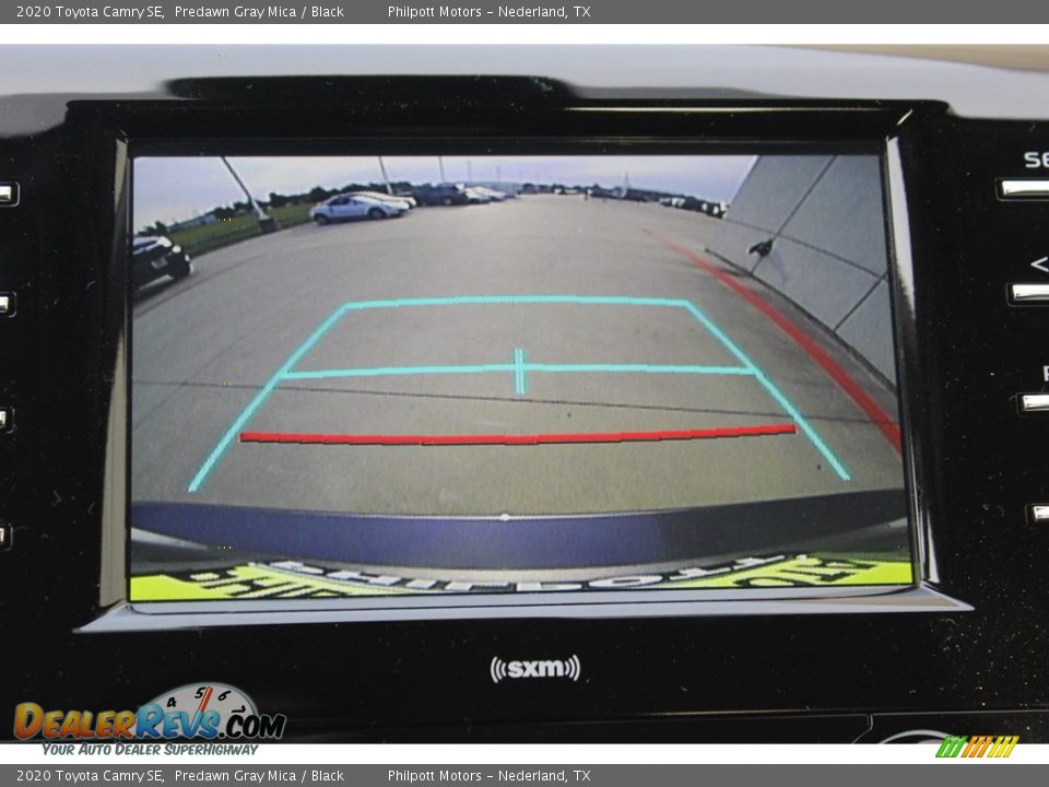 2020 Toyota Camry SE Predawn Gray Mica / Black Photo #18