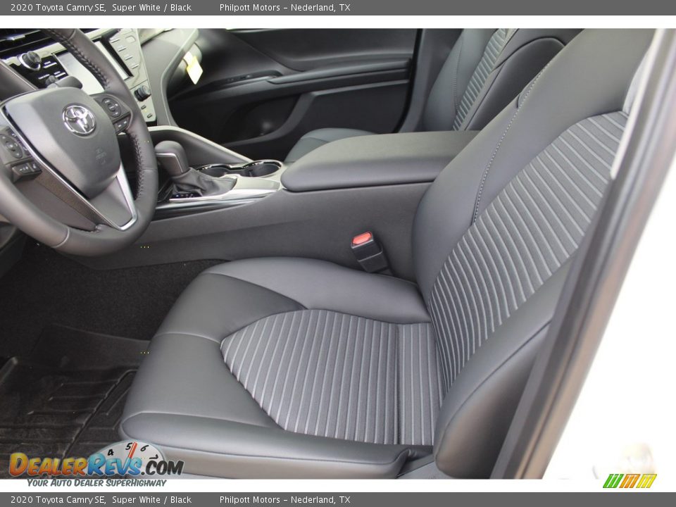 Front Seat of 2020 Toyota Camry SE Photo #10
